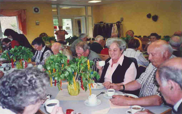 Seniorenkaffee - Organisiert von der Katholischen Frauengemeinschaft Wierschem
